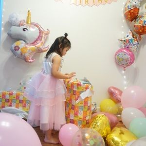 Meet your Posher, Hong doan